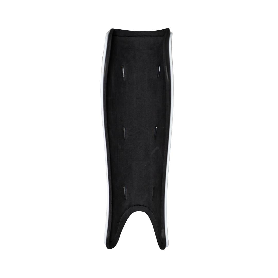 Mercian SGGE26BLK black hockey shin guards rear view showing curved ergonomic profile, ventilation slots and streamlined lower-leg protection design.